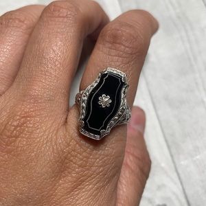Vintage silver and onyx ring!